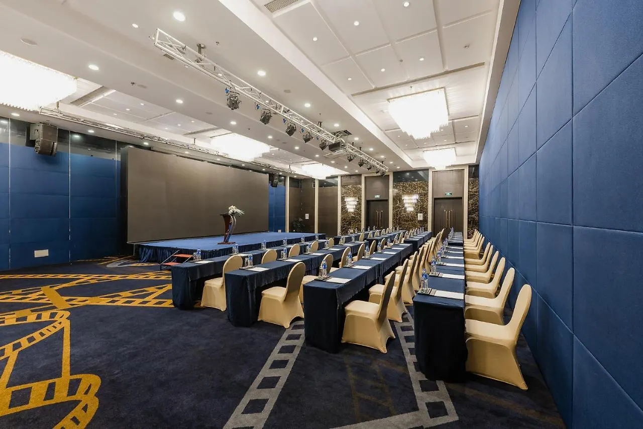 Hotel Crowne Plaza Shanghai By Ihg