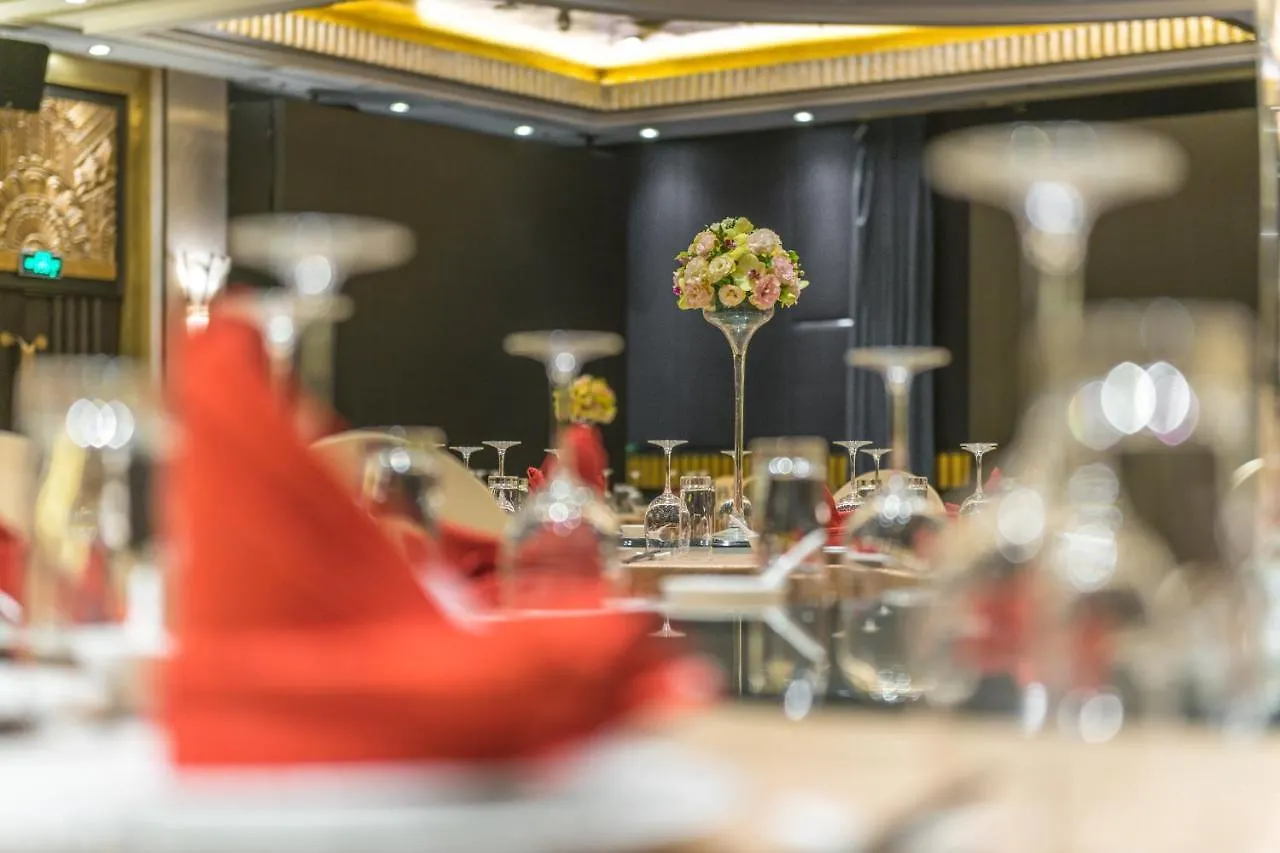 Hotel Crowne Plaza Shanghai By Ihg