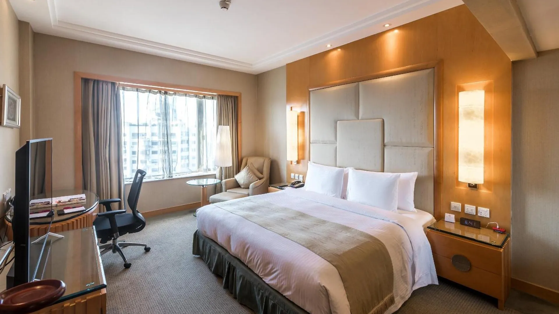 Crowne Plaza Shanghai, An Ihg Hotel