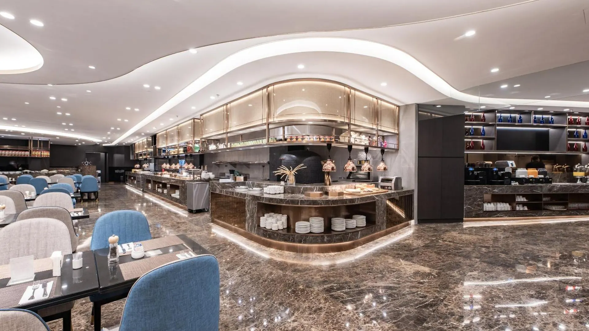 Crowne Plaza Shanghai By Ihg